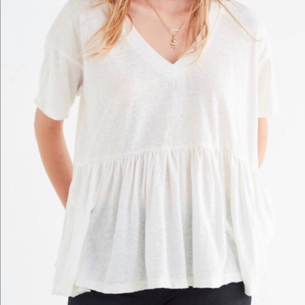 Cute white cotton flowy shirt